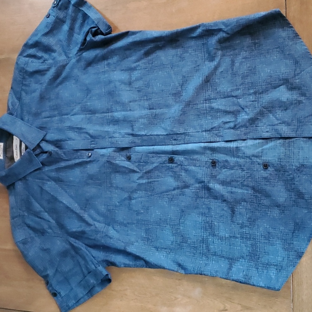 Men's Calvin Klein short sleeve dress shirt